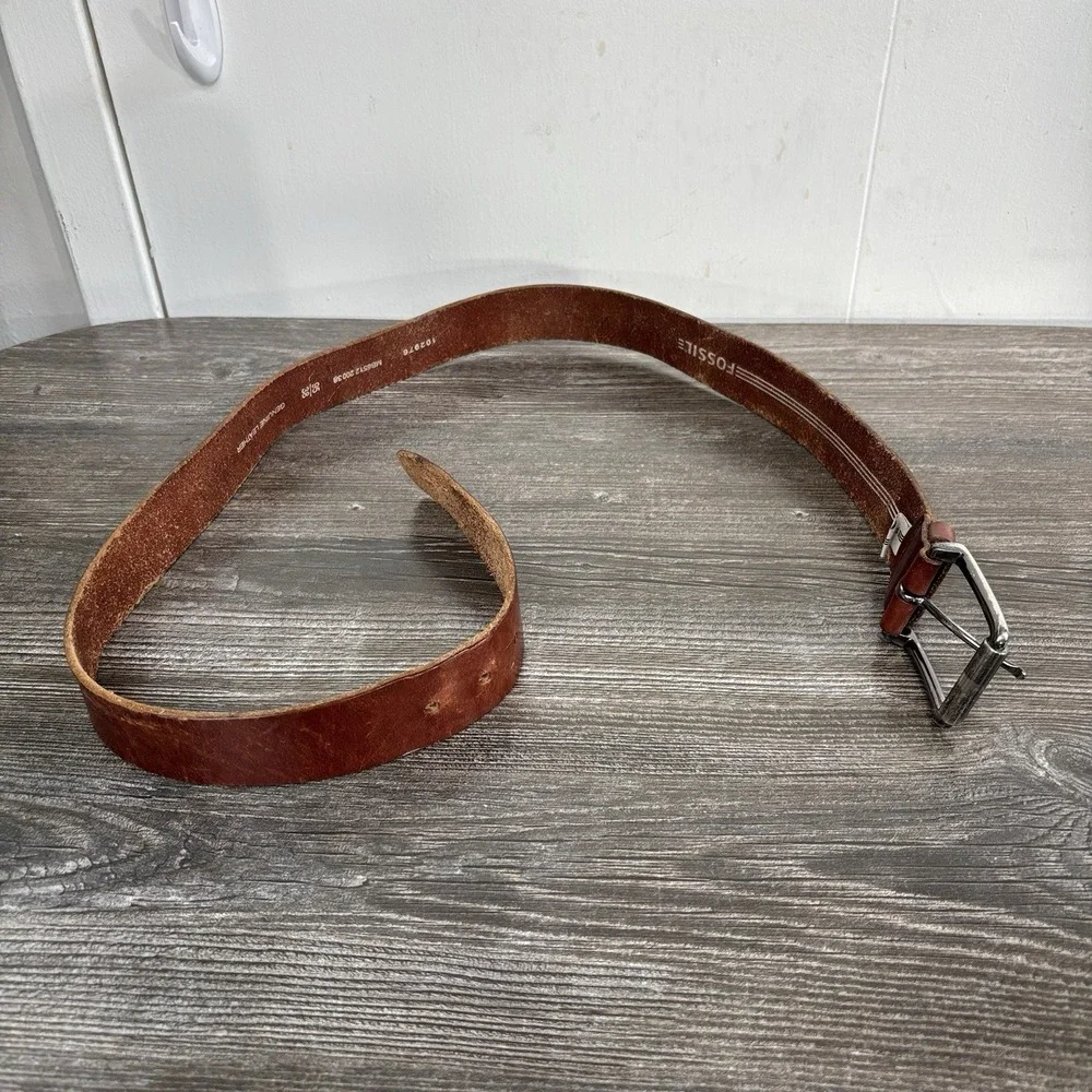 Fossil Mens size 38 Brown Genuine Leather Belt Nickel Buckle 1.5